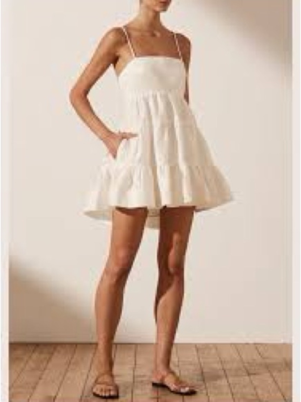 Shona Joy Open Back Tiered Spaghetti-Strap Mini Dress